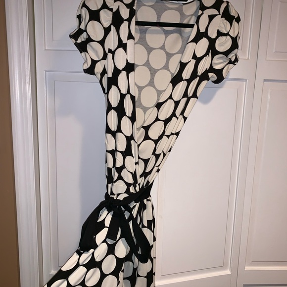 DVF Wrap Dress - Picture 2 of 5